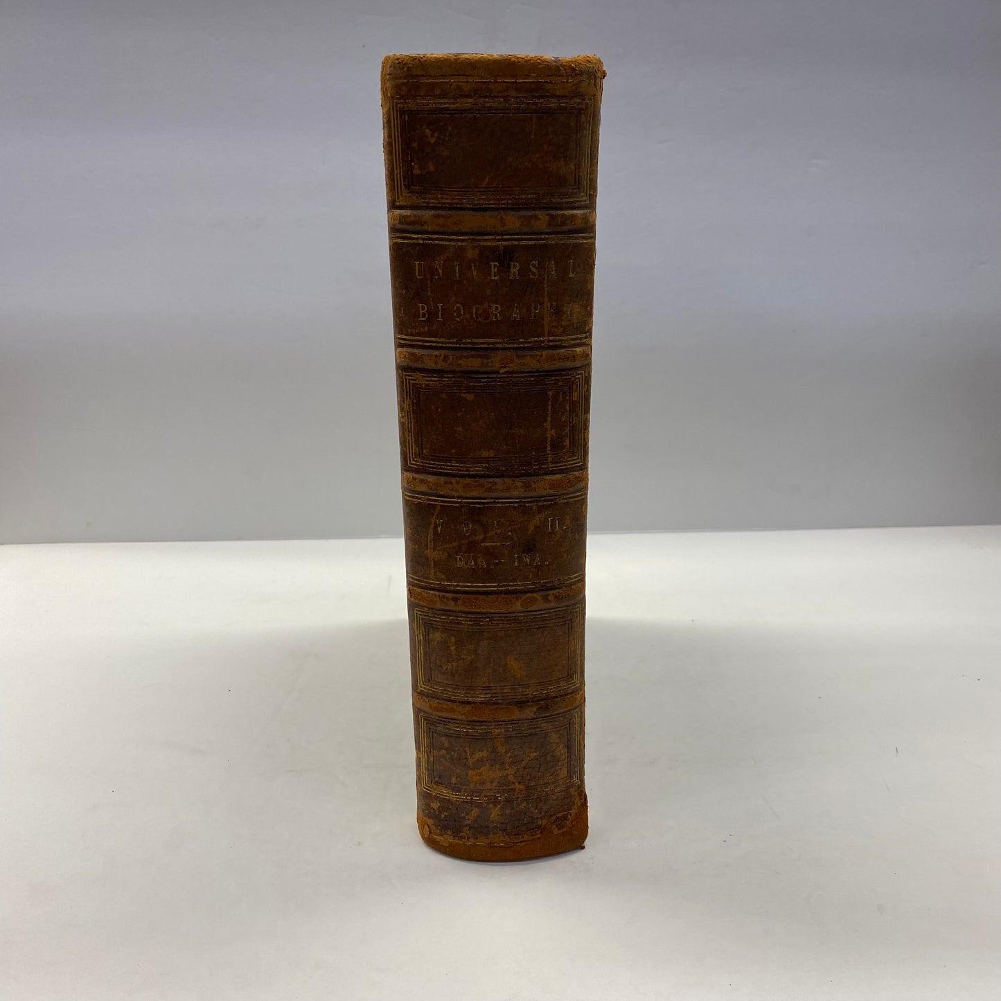 The Imperial Dictionary of Universal Biography - William Mackenzie - Volume 2