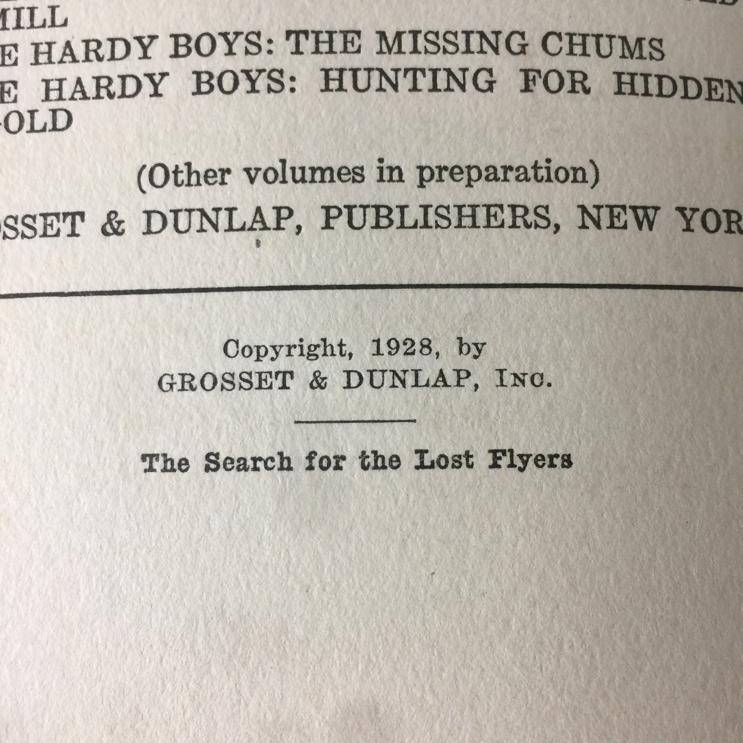 The Search For The Lost Flyers - Franklin W. Dixon - Apparent 1st Edition - 1928