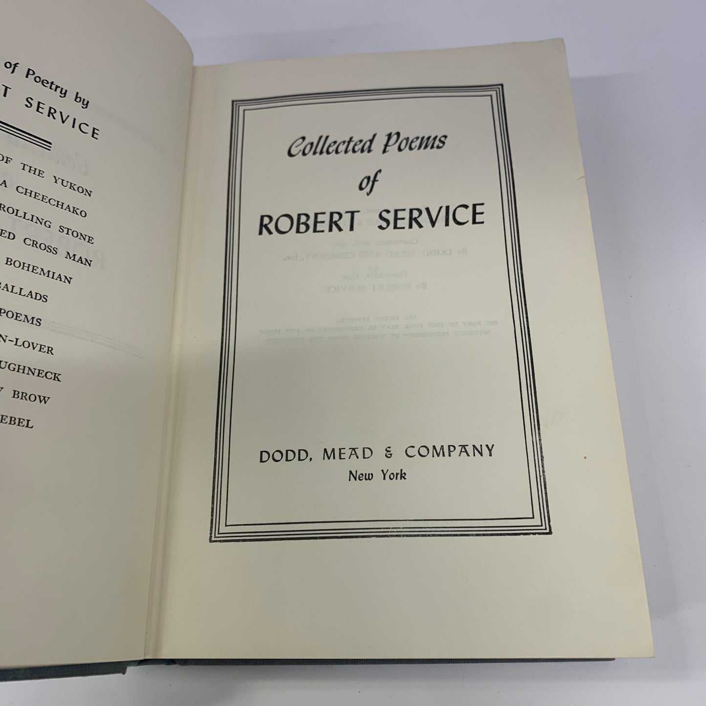 Collected Poems of Robert Service - Robert Service - 1940