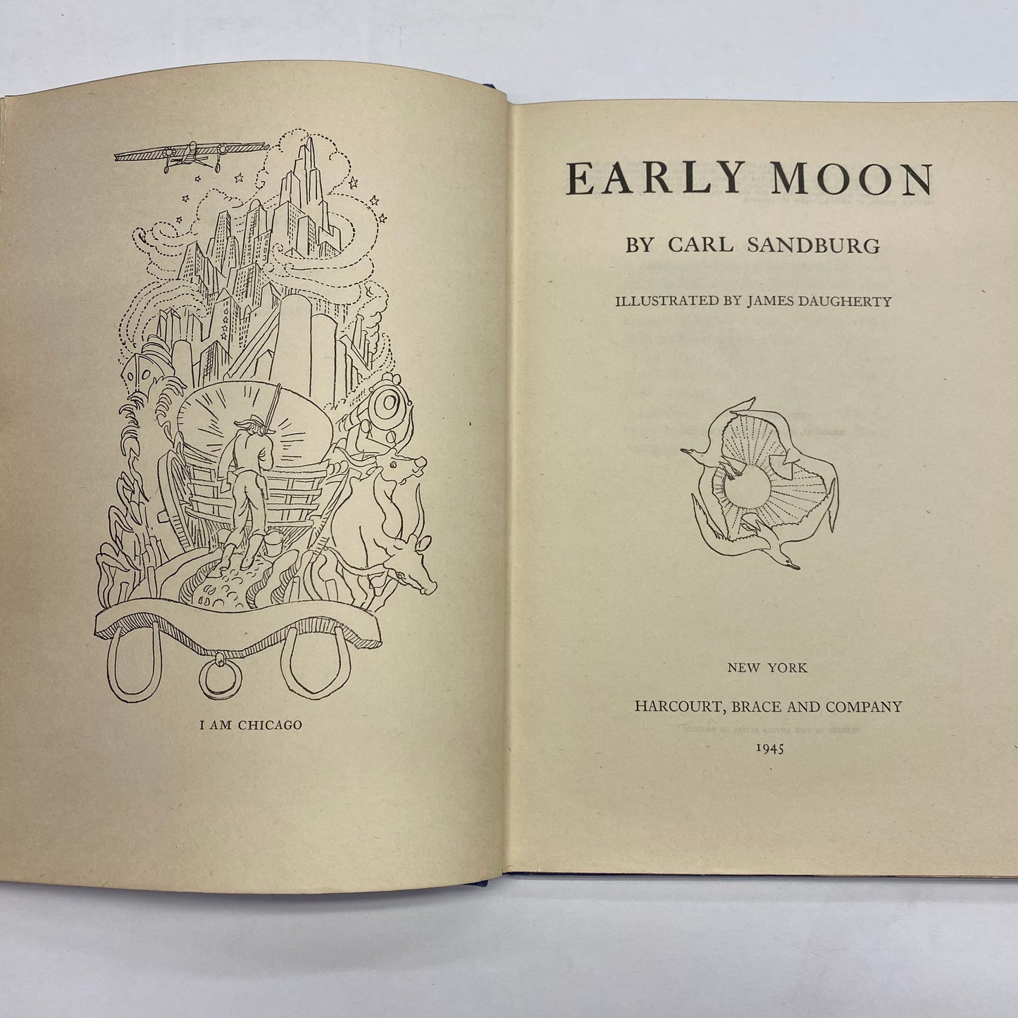 Early Moon - Carl Sandburg - 1945