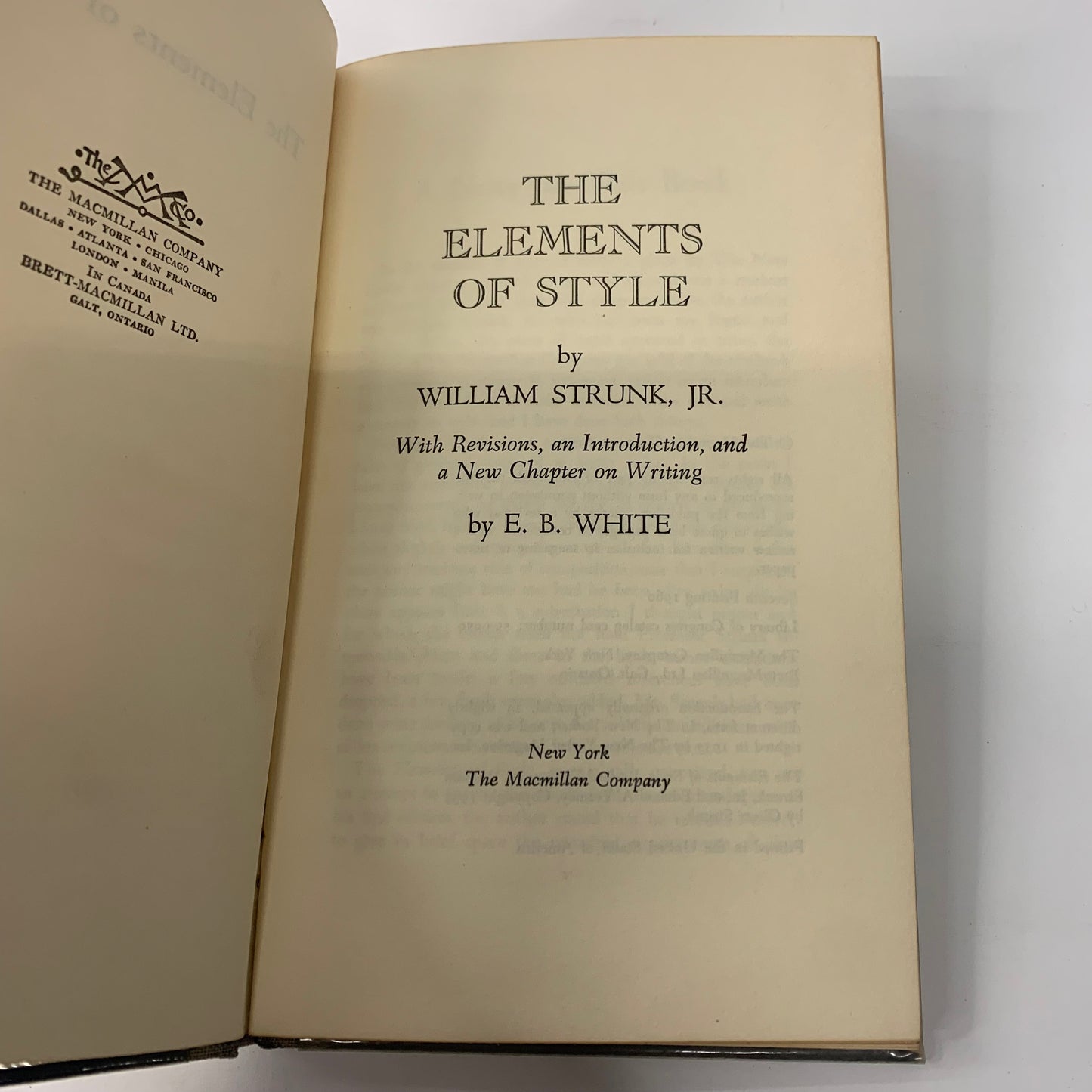 The Elements of Style - William Strunk Jr. and E. B. White - 7th Print - 1960