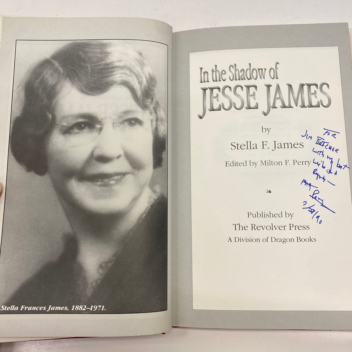 In the Shadow of Jesse James - Stella Frances James - Signed - Limited Edition - 1989