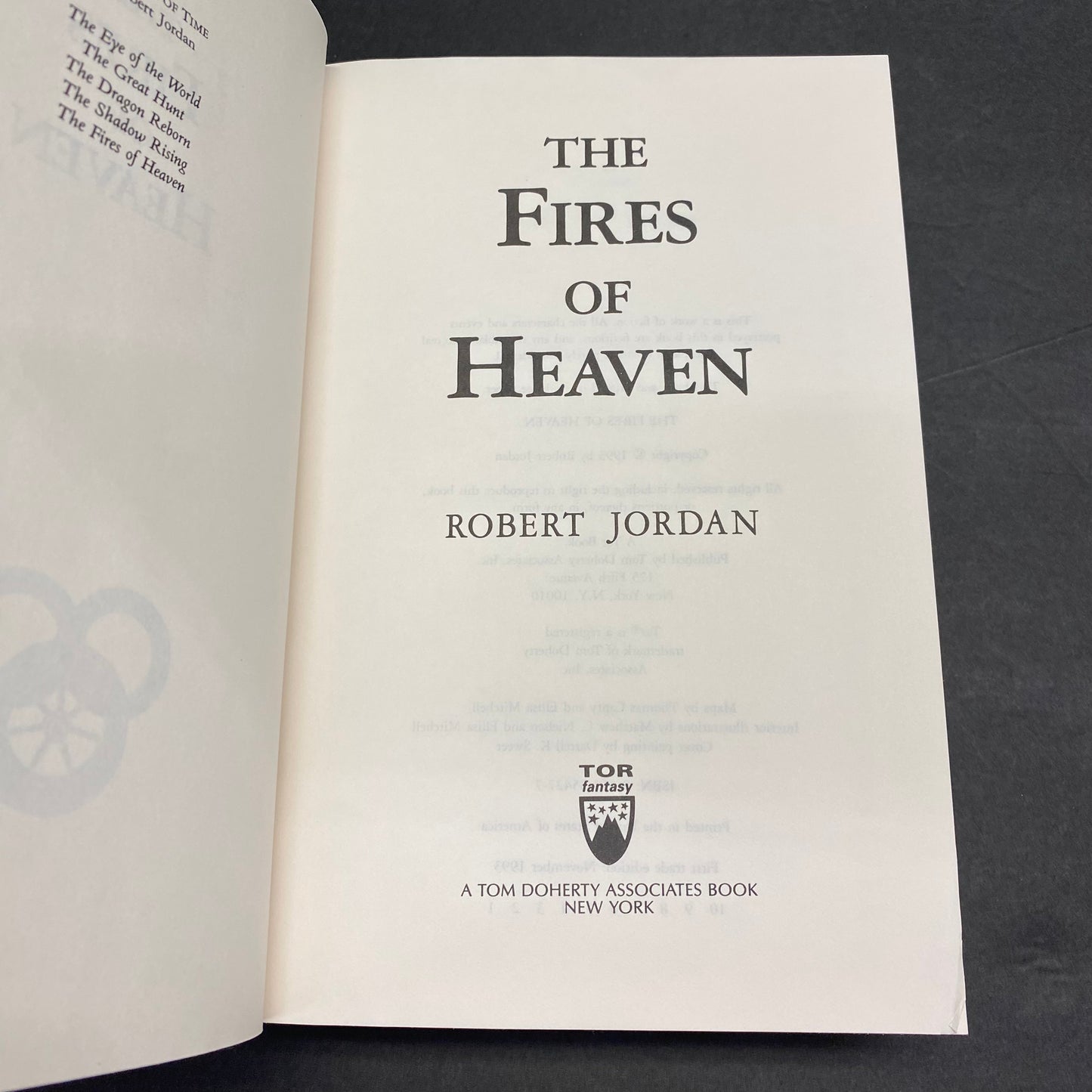 The Fires of Heaven - Robert Jordan - 1st Edition - 1993