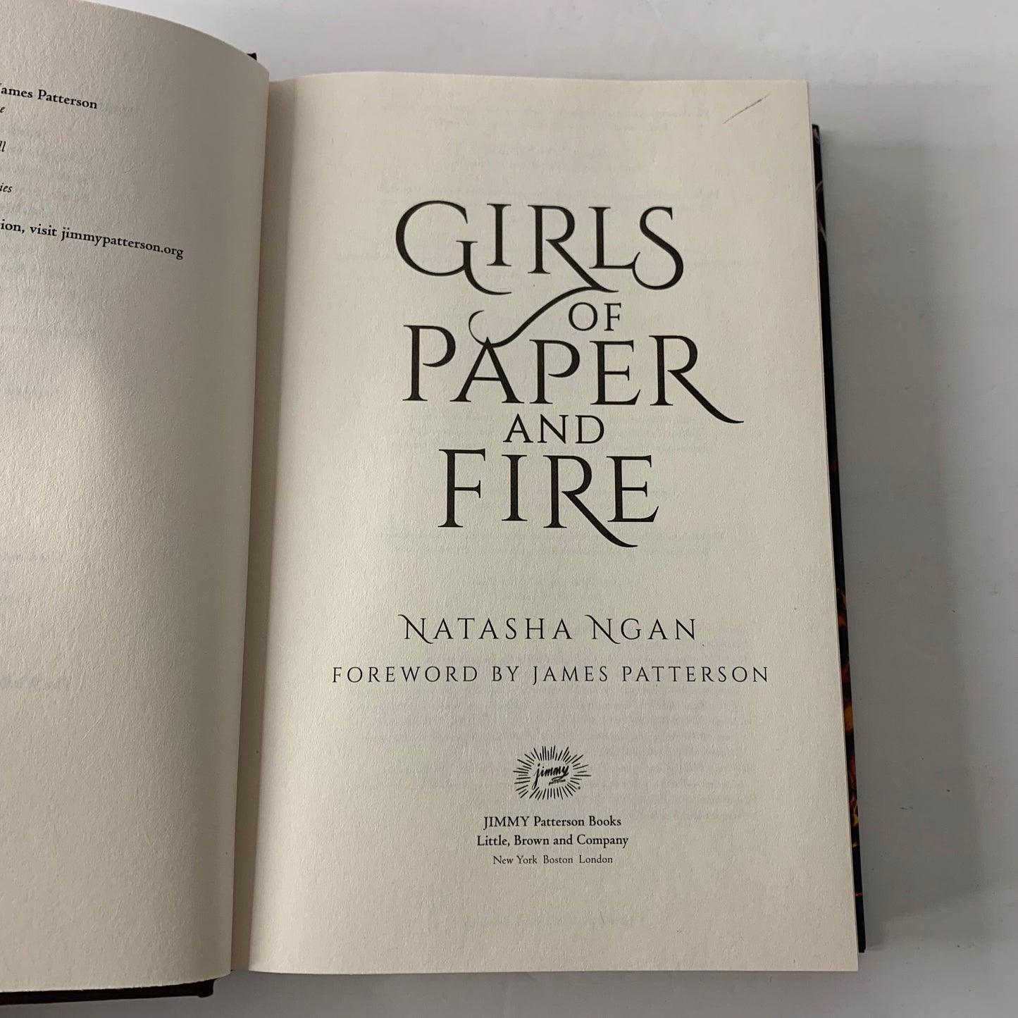 Girls of Paper and Fire - Natasha Ngan - Signed - 2018