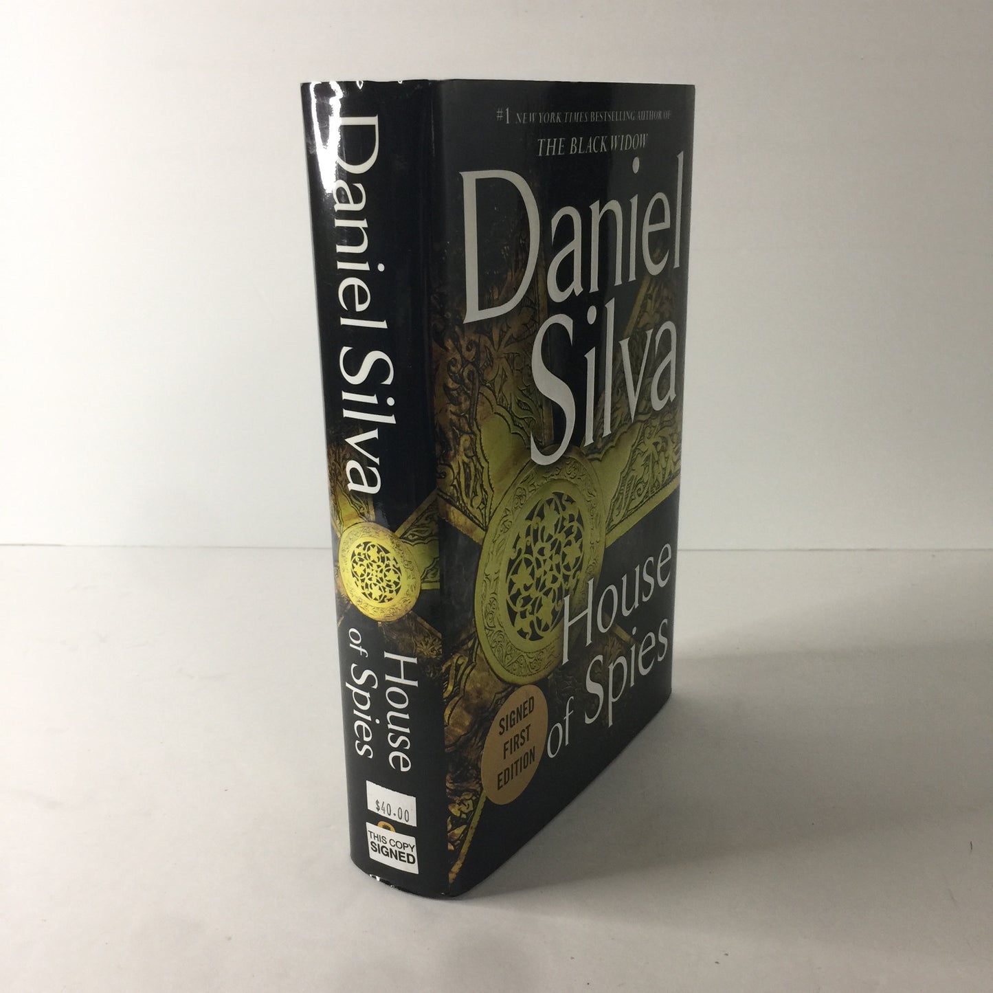 House of Spies - Daniel Silva - 1st Edition - Signed - 2017