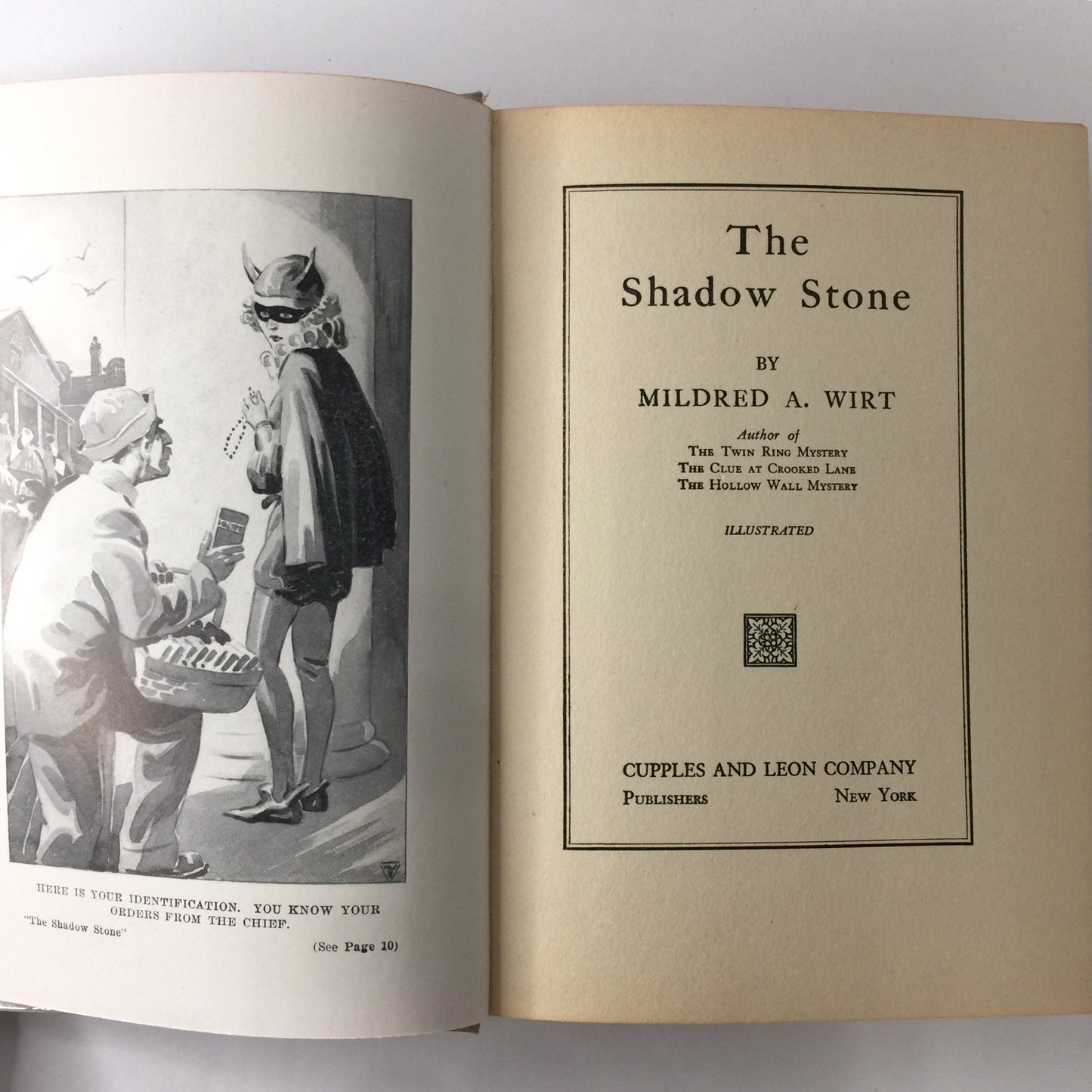 The Shadow Stone - Mildred Wirt - 1937