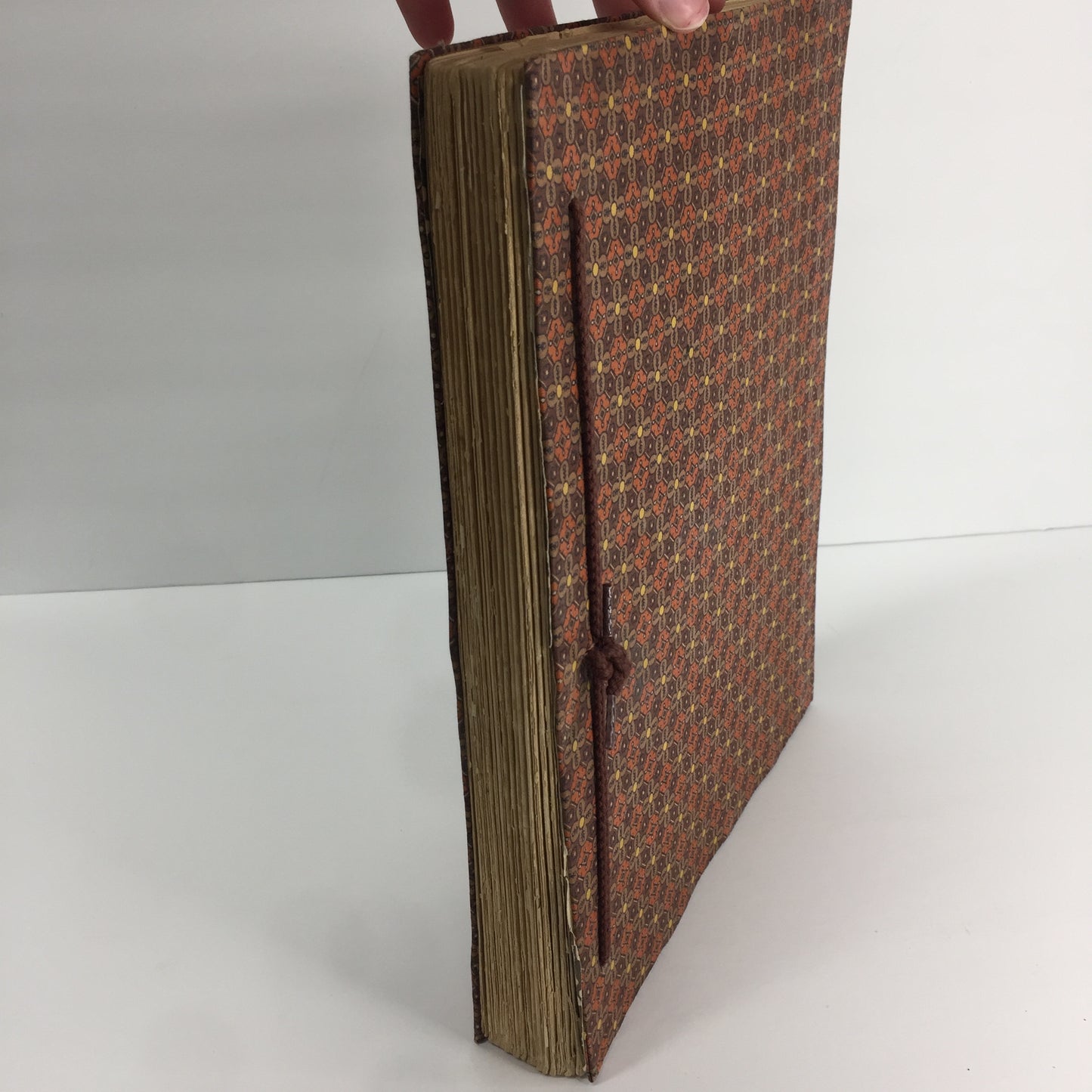 Elbert Hubbard’s Scrap Book - Elbert Hubbard - Printed by Roycrofters - 1923