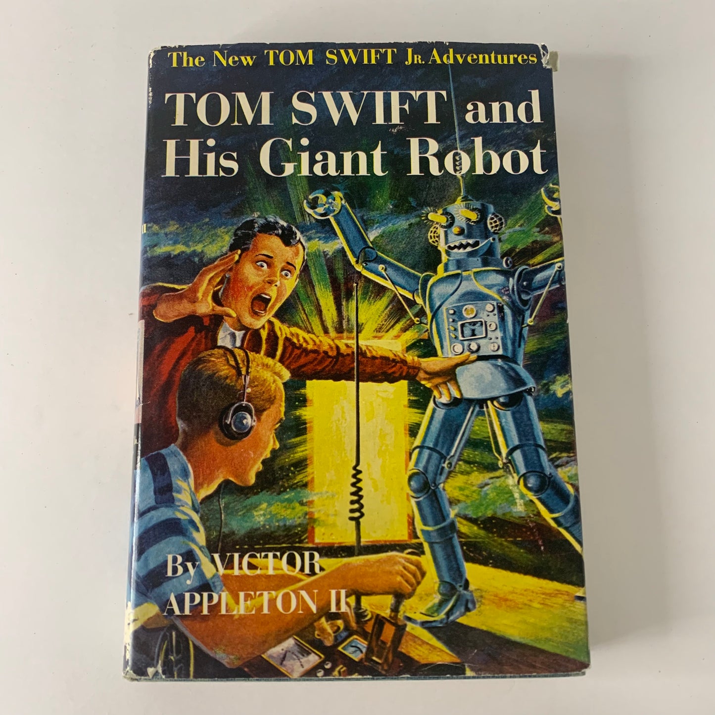 Tom Swift and His Giant Robot - Victor Appleton - 1934