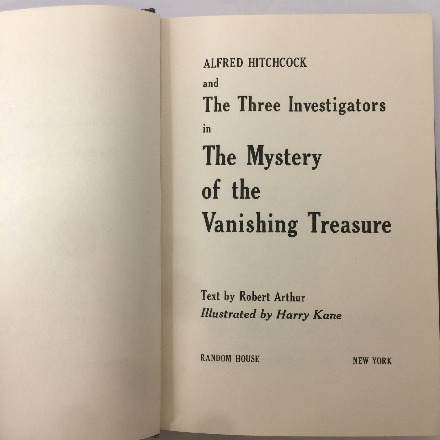 The Mystery of the Vanishing Treasure - Robert Arthur - Early Print - 1966