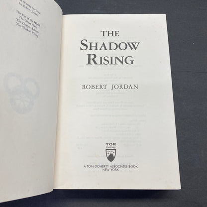 The Shadow Rising - Robert Jordan - 1st Edition - 1992