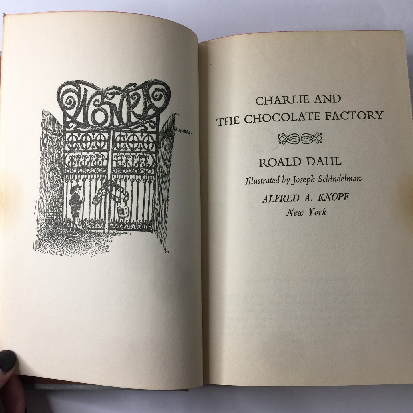 Charlie And The Chocolate Factory - Ronald Dahl - Book Club Edition - 1964