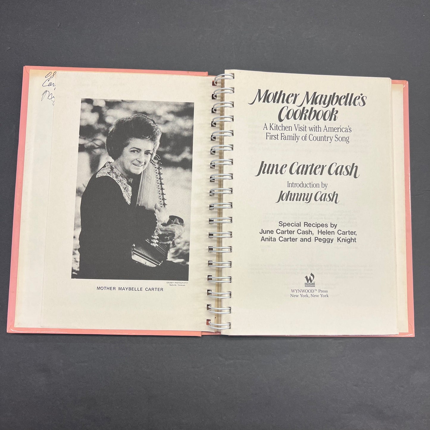 Mother Maybelle’s Cookbook - June Carter Cash - 1989