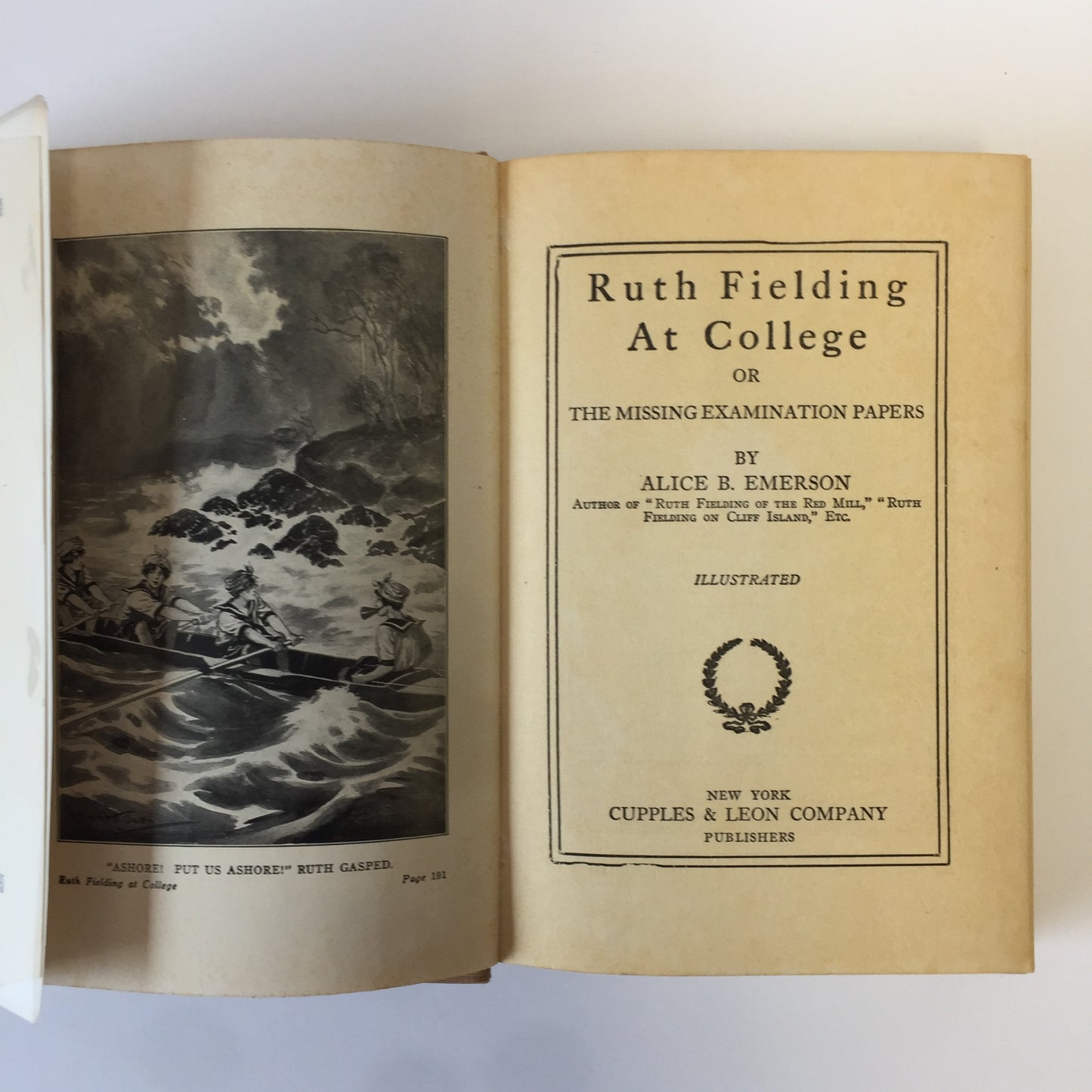 Ruth Fielding at College - Alice B. Emerson - 1917