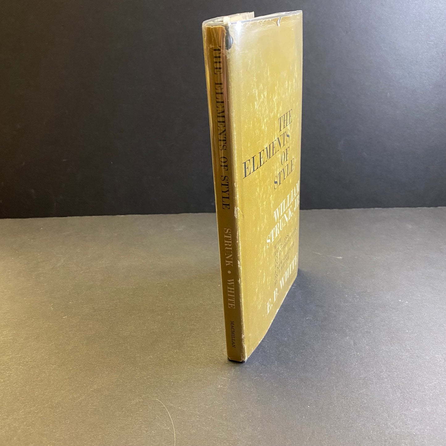 The Elements of Style - William Strunk, Jr. - 1st Edition - 1959