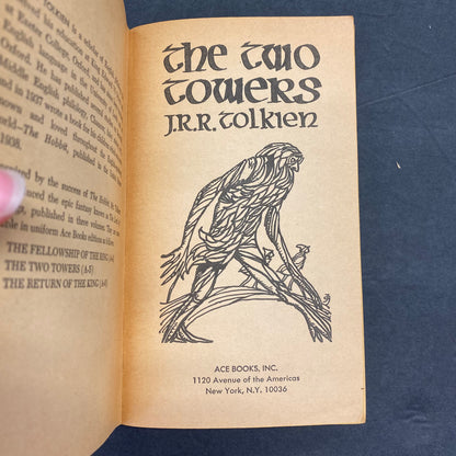 The Two Towers - J. R. R. Tolkien - Ace “Pirate” Edition - Unauthorized Print - 1965