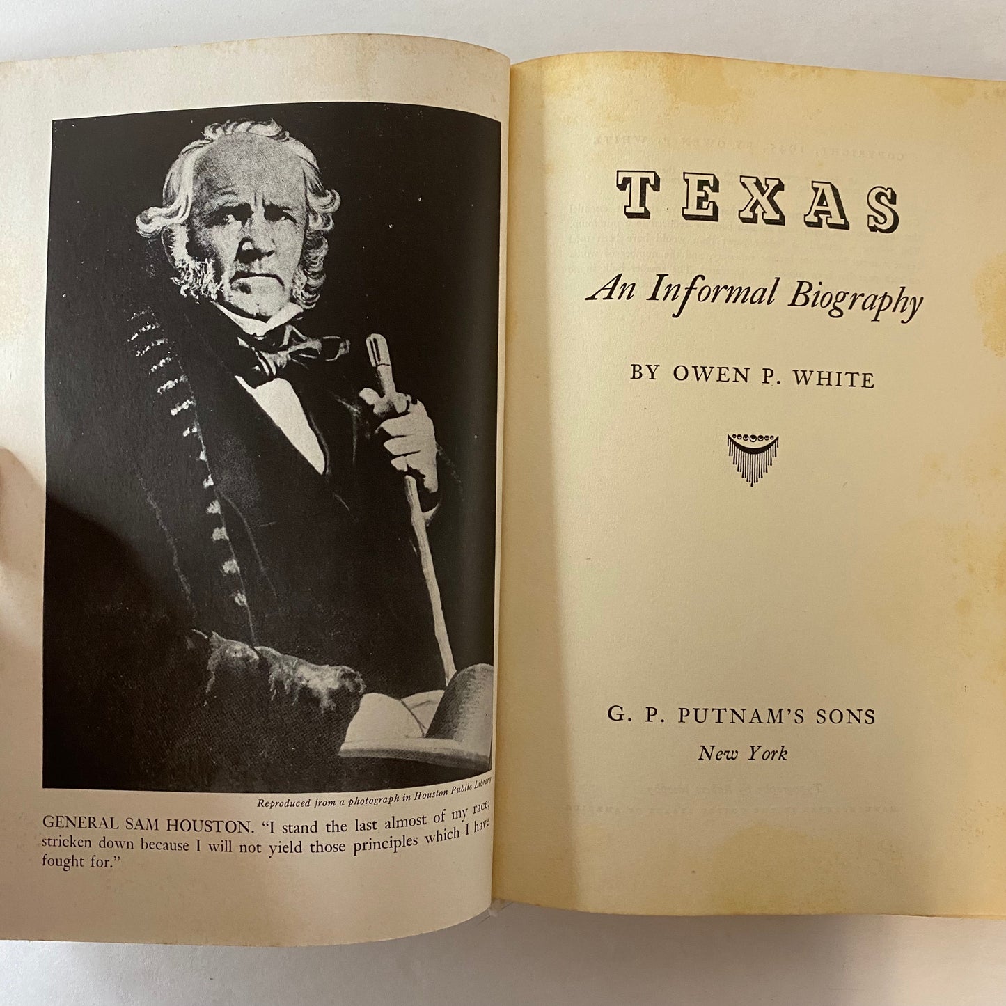 Texas: An Informal Biography - Owen P. White - 1945