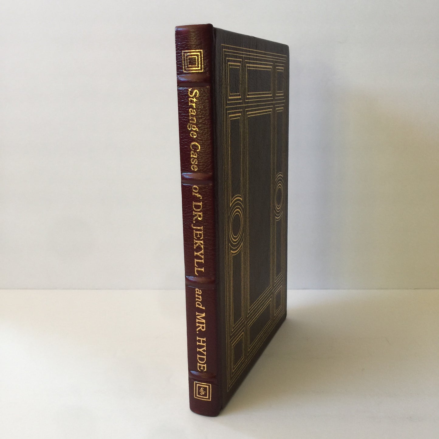 The Strange Case of Dr. Jekyll and Mr. Hyde - R. L. Stevenson - The Easton Press - 1980