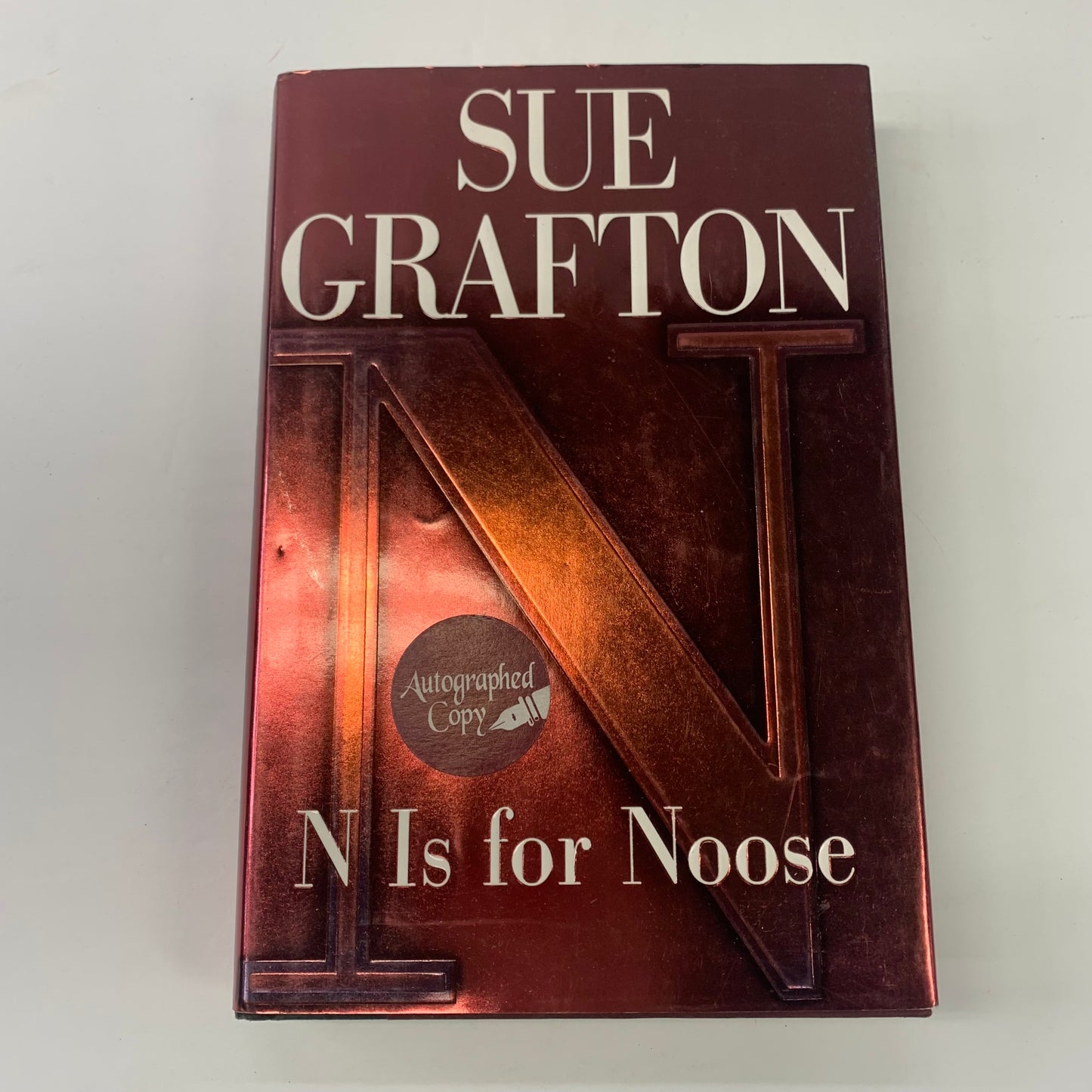 N is for Noose - Sue Grafton - Signed - 1998