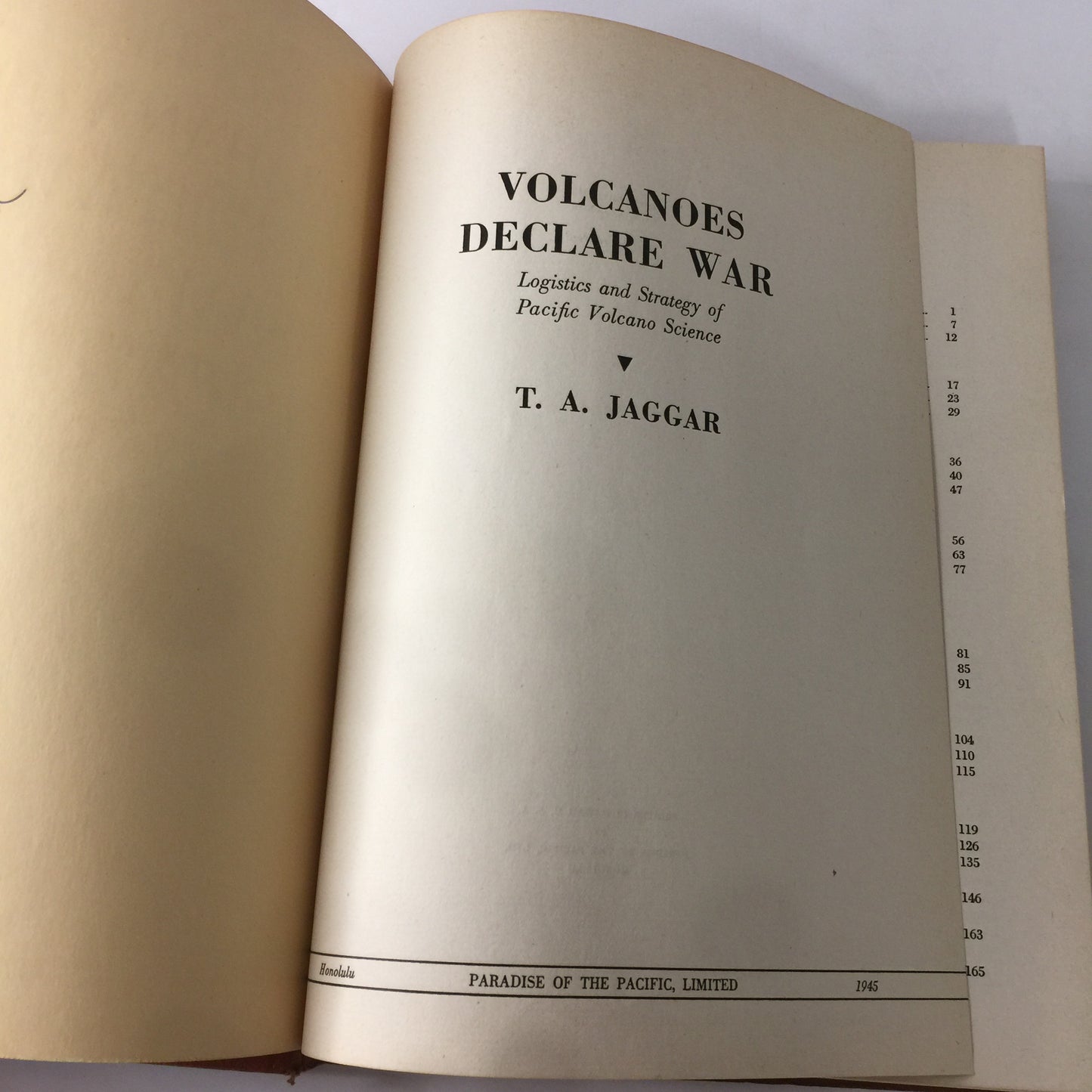 Volcanos Declare War - T. A. Jaggar - 1945