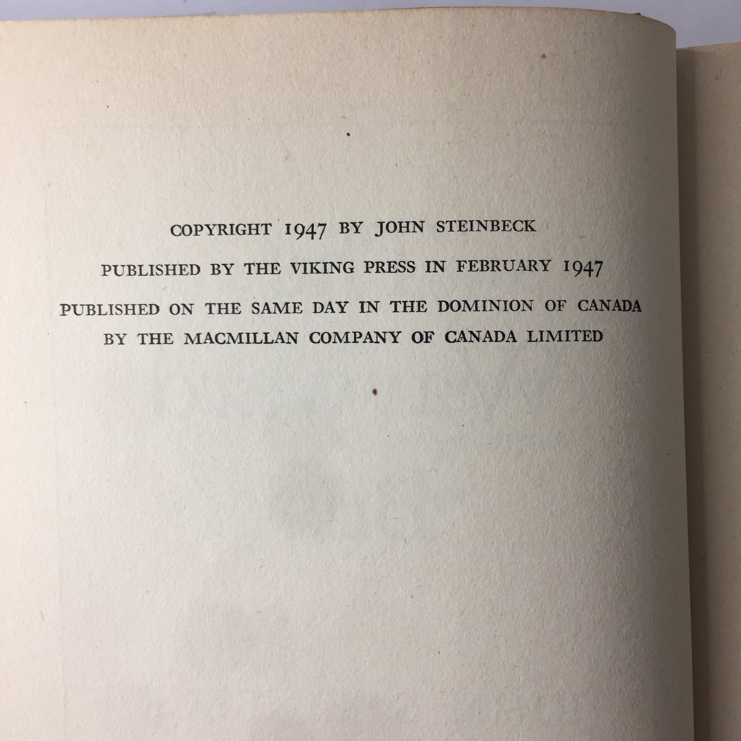 The Wayward Bus - John Steinbeck - Book Club Edition - 1947