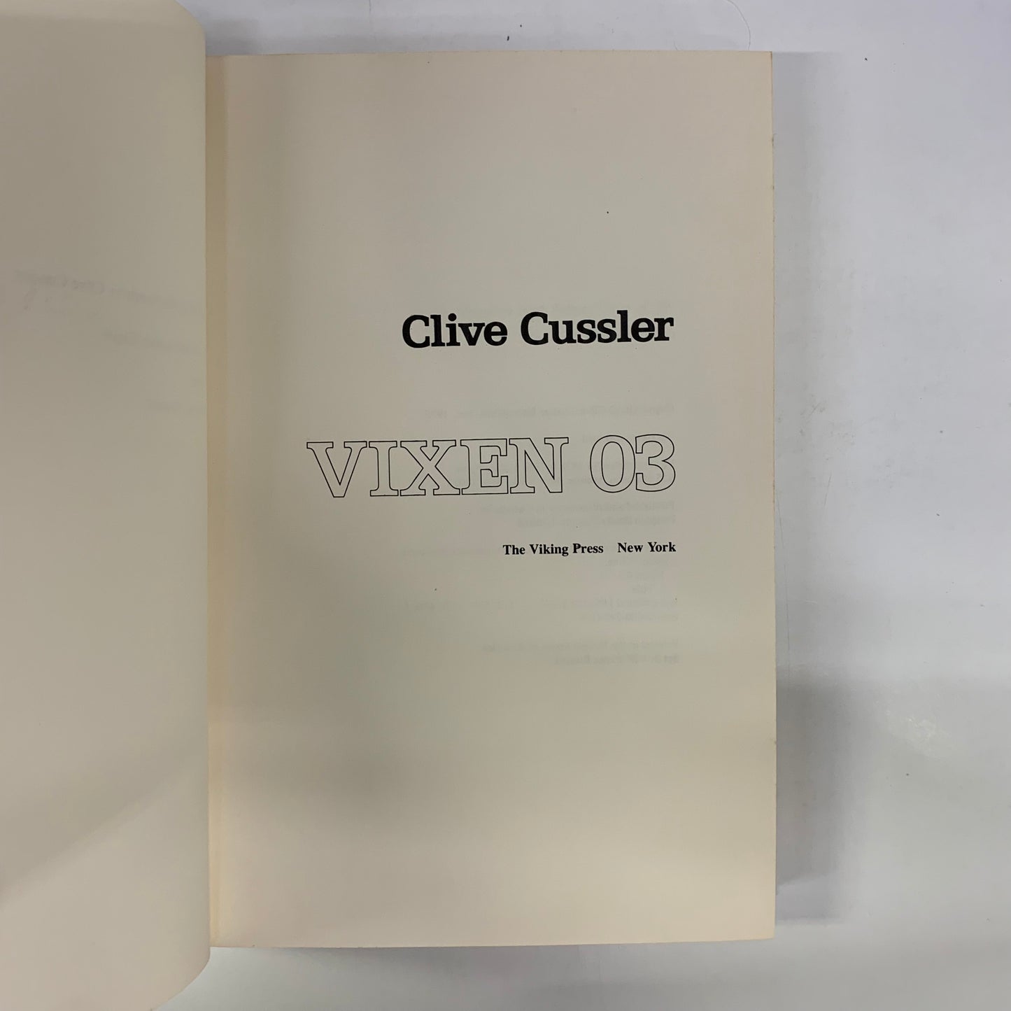 Vixen 03 - Clive Clussler - 1st Edition - 1978